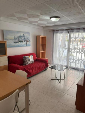 Piso vacacional en tercera linea de la playa de Gandia